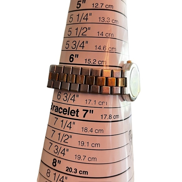 Citizen Vintage Petite Round Black Silver and Gold tones Ladies Watch Working - Picture 10 of 10